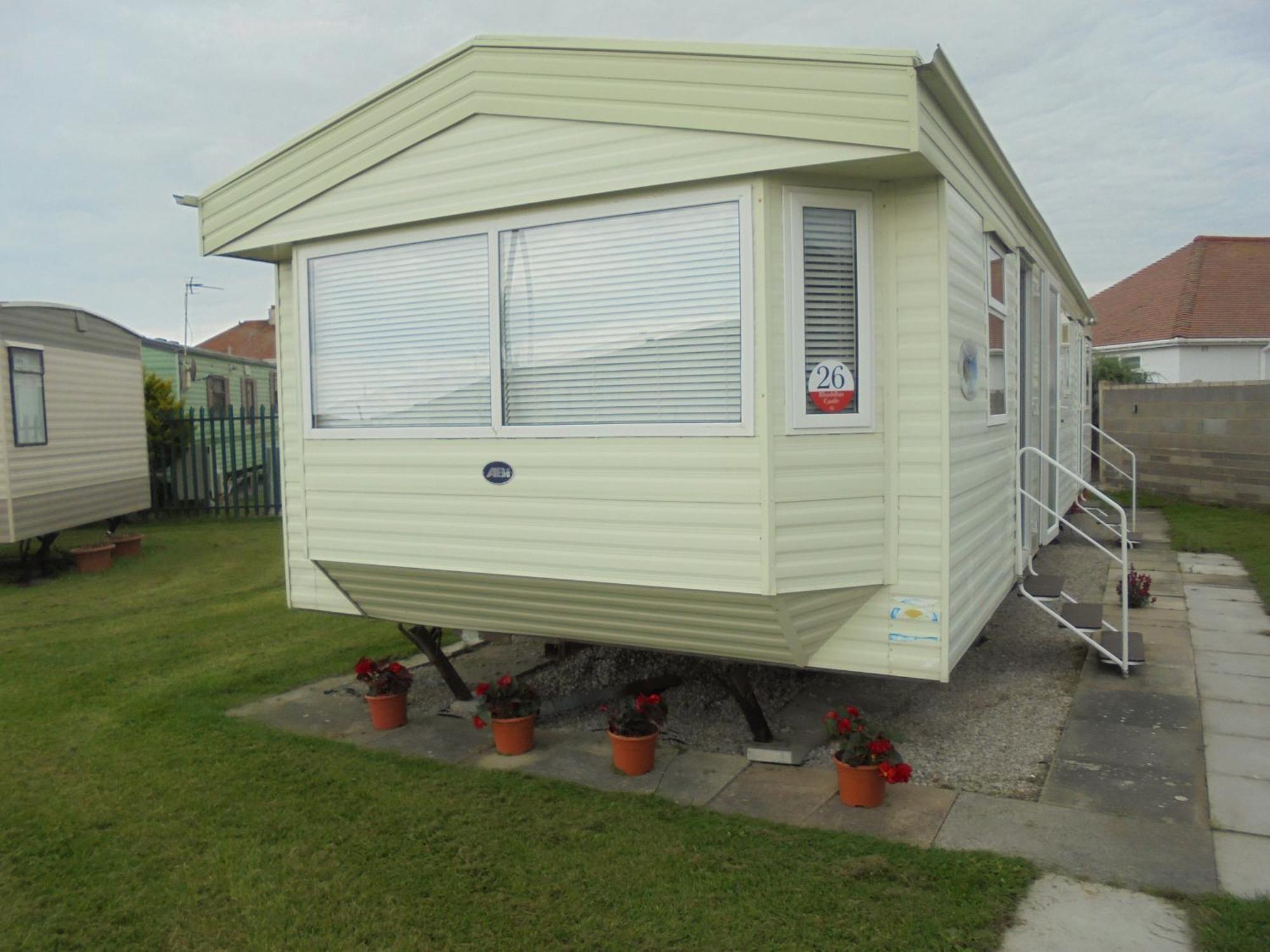 Modern 2 Bedroom Static Caravan - Lyons Kingsley Holiday Park - Pensarn, Abergele - Pet Friendly Eksteriør bilde